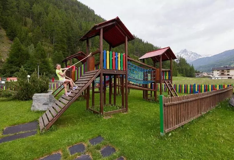 Отель Sunny Sölden