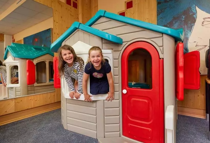 Отель Sunny Sölden