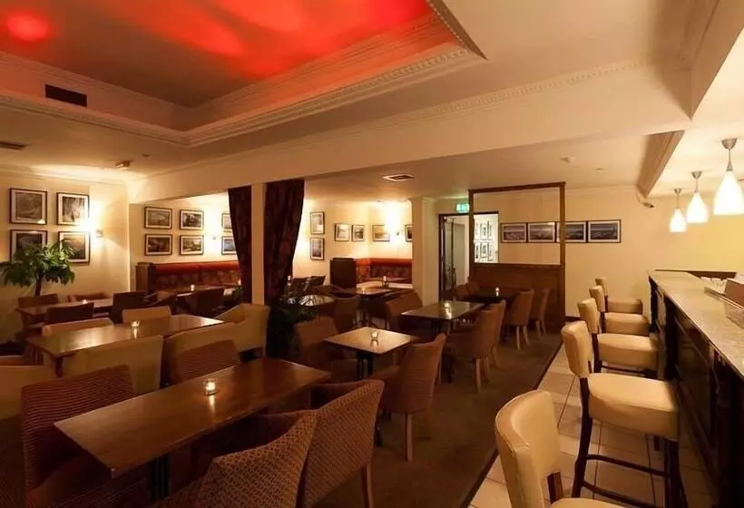 בית מלון כפרי The Glenside