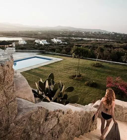 منتجع Naxian Collection