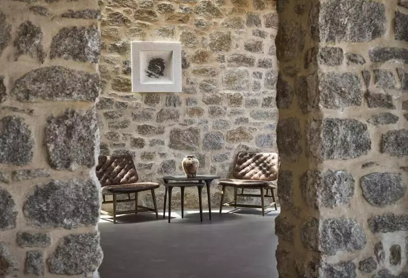 منتجع Naxian Collection