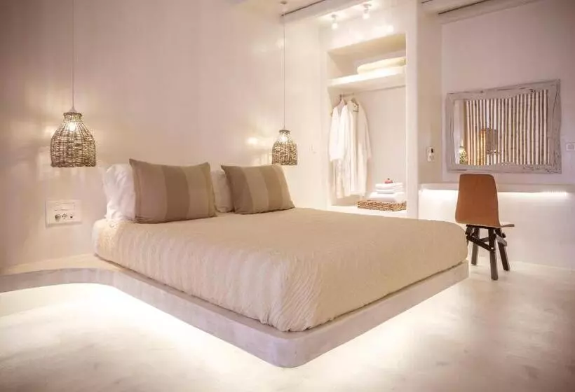 منتجع Naxian Collection