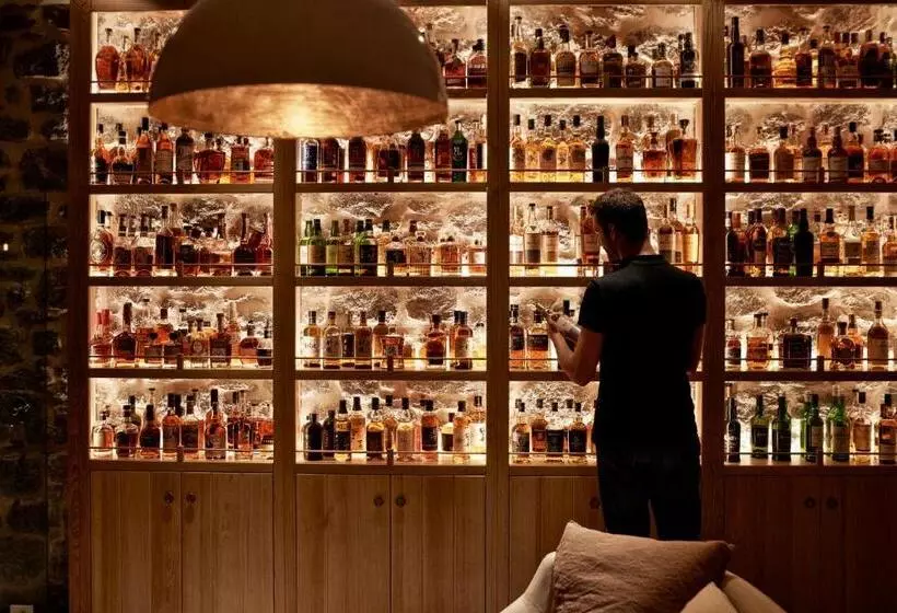 منتجع Naxian Collection