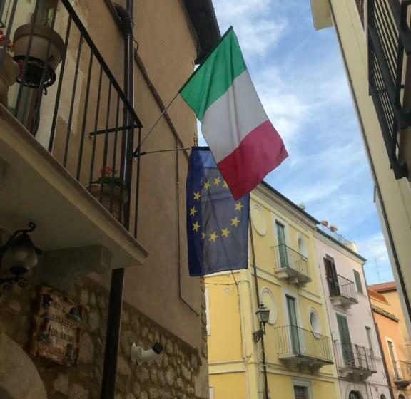 مبيت وإفطار L Esploratore