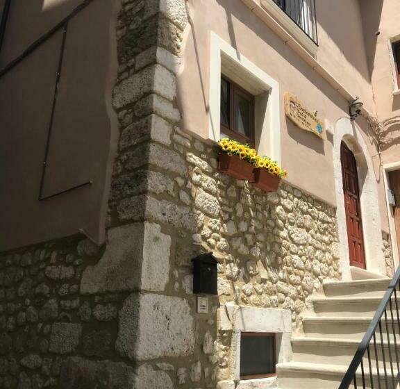 مبيت وإفطار L Esploratore