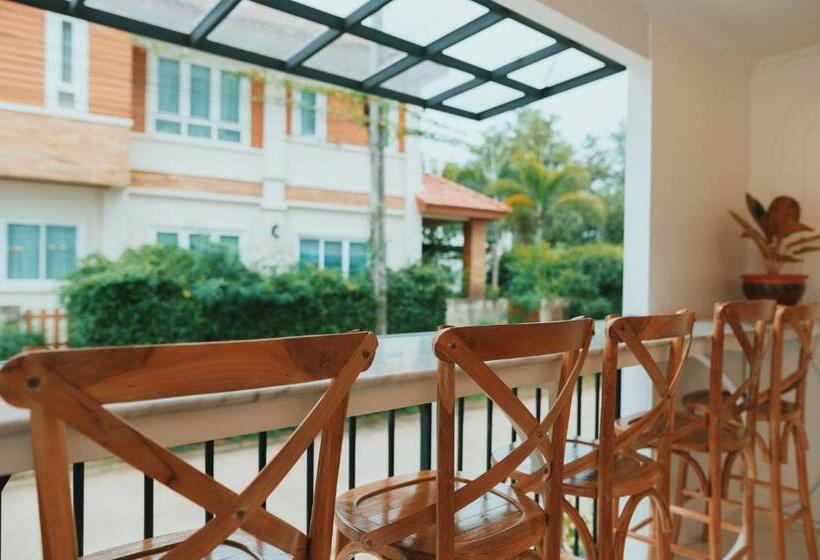 Chanita Hotel Chumphon