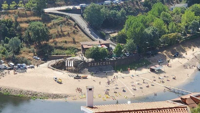 مبيت وإفطار Altíssima Guesthouse Penacova