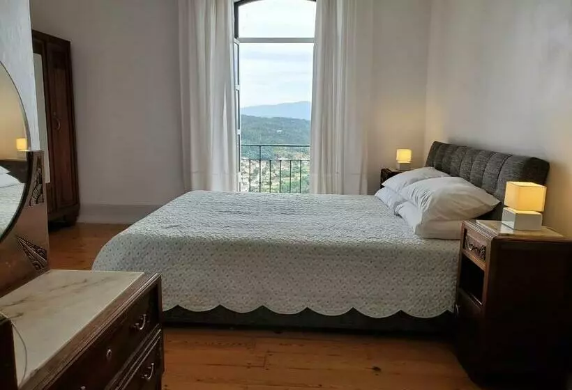 ベッドアンドブレックファースト Altíssima Guesthouse Penacova