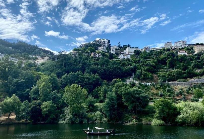 مبيت وإفطار Altíssima Guesthouse Penacova