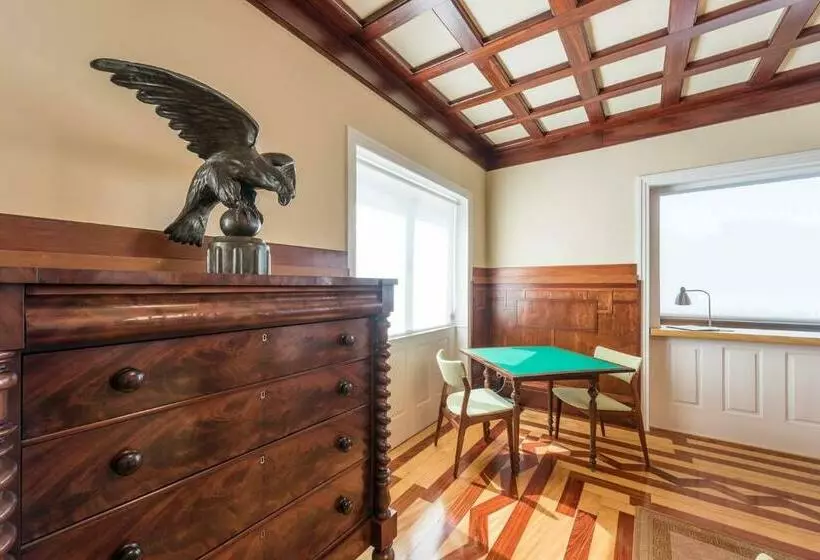 تختخواب و صبحانه Serenata Boutique Rooms