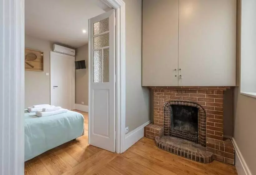 تختخواب و صبحانه Serenata Boutique Rooms