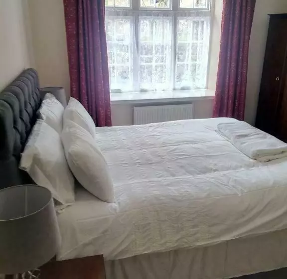 Seven Stars   Bed & Breakfast & Restaurant
