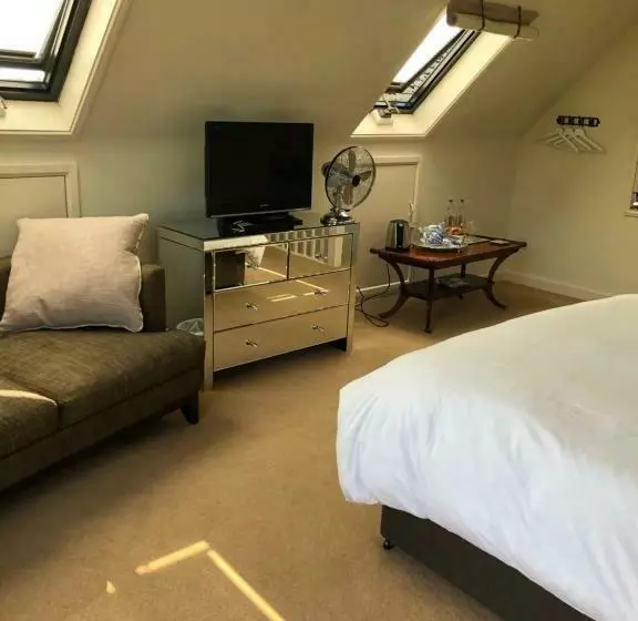 Aamiaismajoitus (B&B) The Old School, Idbury, Ox7 6ru