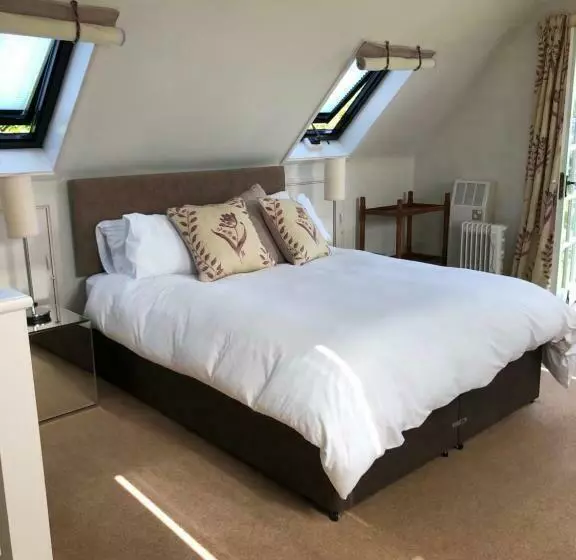 Aamiaismajoitus (B&B) The Old School, Idbury, Ox7 6ru