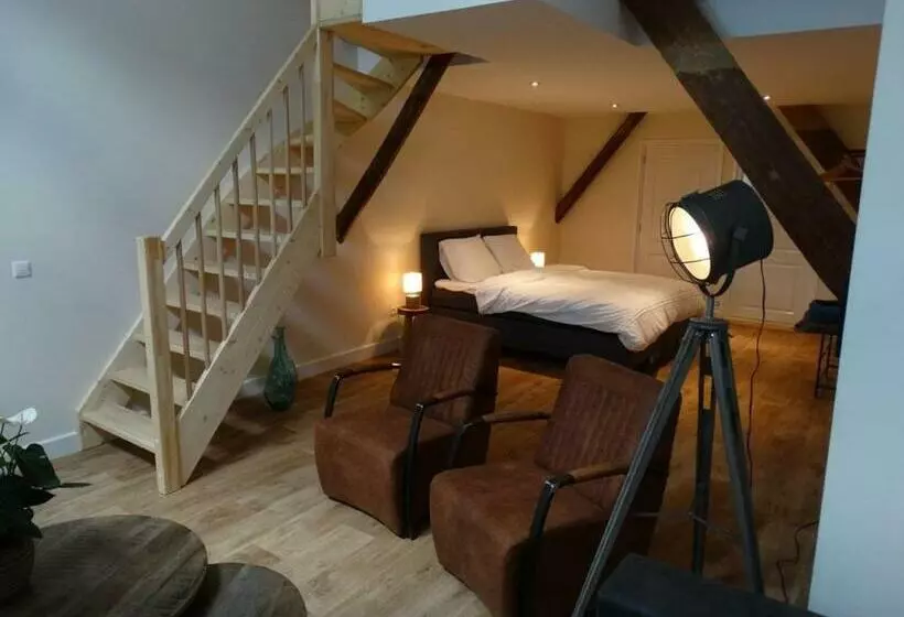 B&b The Open View
