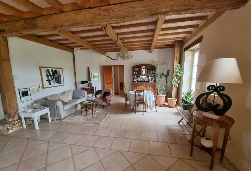 Aamiaismajoitus (B&B) Chambre D Hôtes à Mignaloux Beauvoir  Le Thil