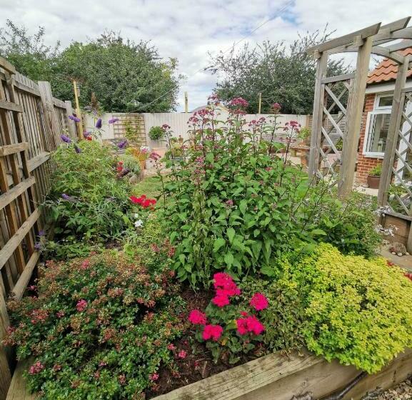 צימר The Garden Room