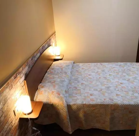 ペンション Alla Piazza Vecchia