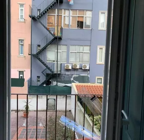 هاستل Sri Indo Guest House