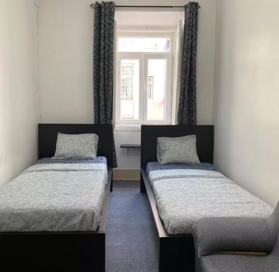 هاستل Sri Indo Guest House