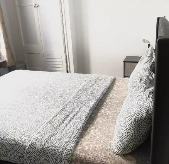 هاستل Sri Indo Guest House