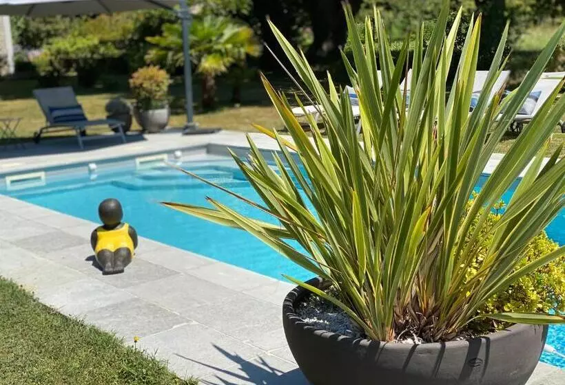 Majatalo Aou Saintou