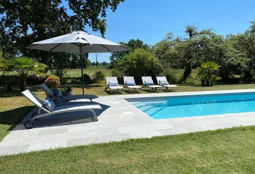 Majatalo Aou Saintou