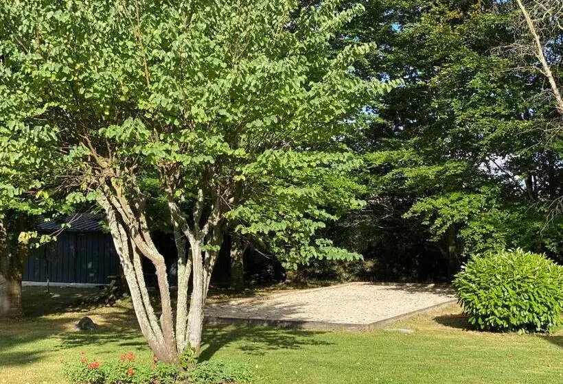 Majatalo Aou Saintou