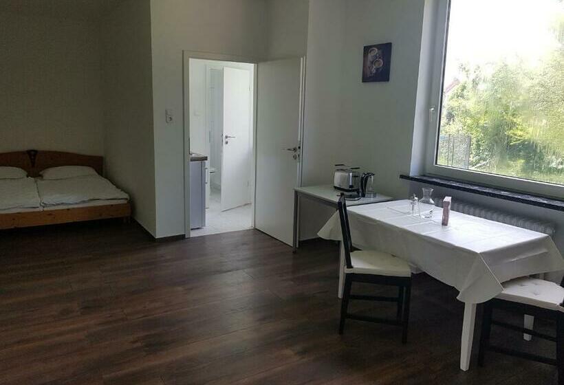 ペンション Apartments Am Kanal