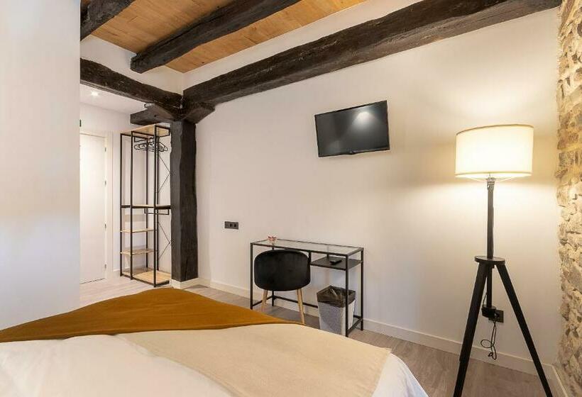 بنسيون Burruzkale Etxea