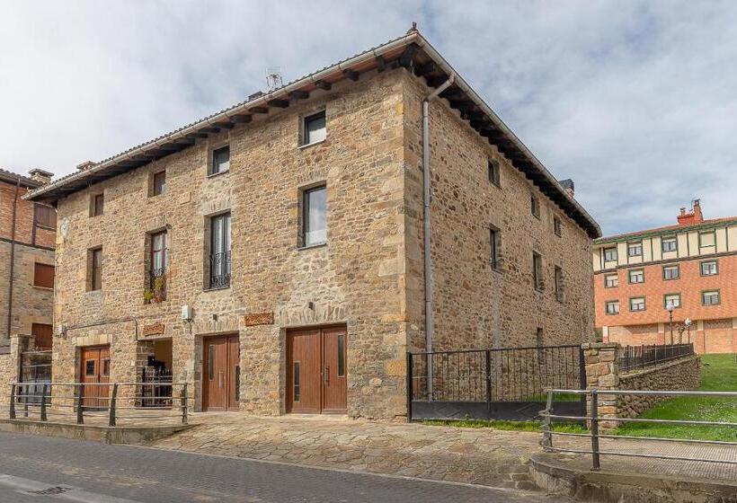 بنسيون Burruzkale Etxea