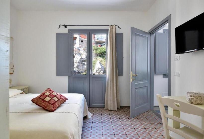 بنسيون Fund E Monte