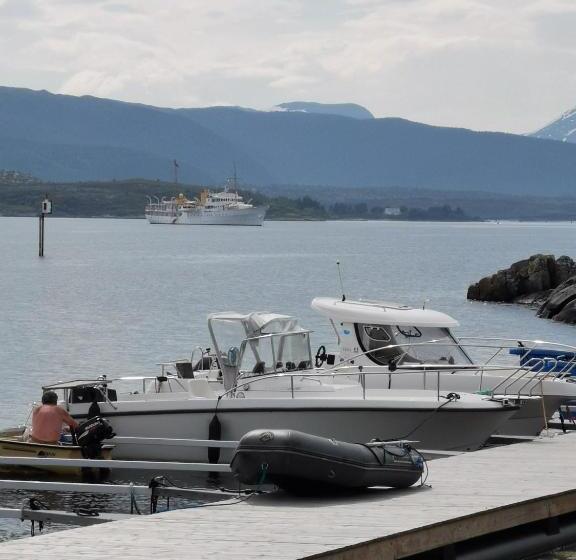 膳宿费 Kronborg Marina