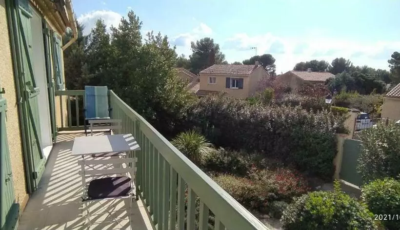 ペンション Logement Dans Une Pinède à Lambesc