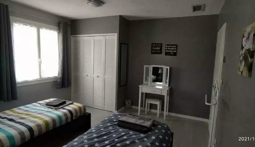 ペンション Logement Dans Une Pinède à Lambesc