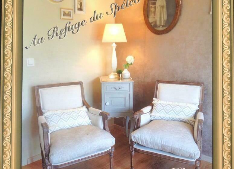 تختخواب و صبحانه Au Refuge Du Spéléo