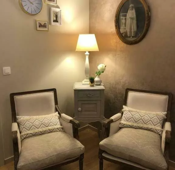 ベッドアンドブレックファースト Au Refuge Du Spéléo