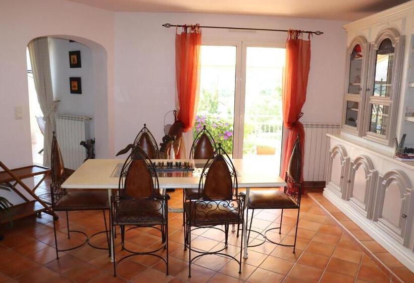 ベッドアンドブレックファースト Chambres D Hôtes Du Capimont