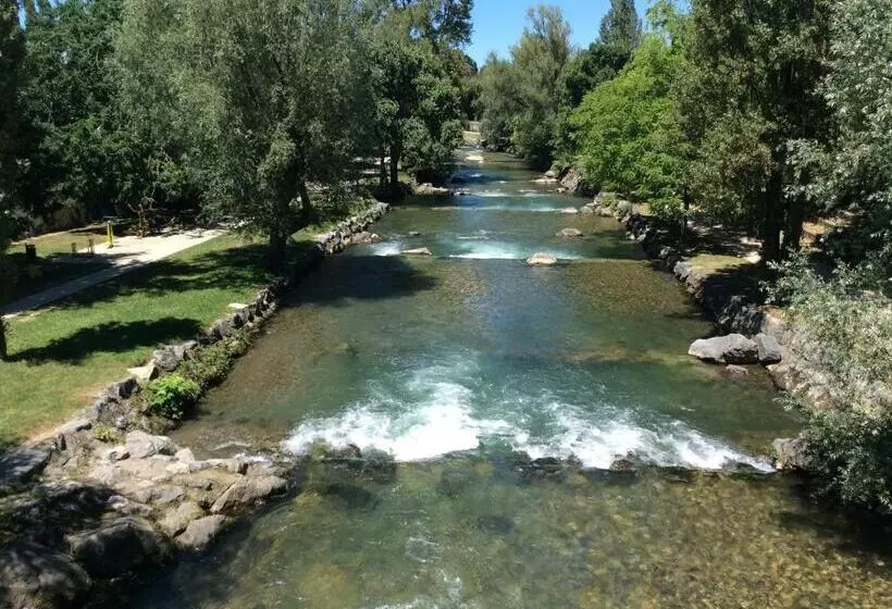 Aamiaismajoitus (B&B) Du Côté De Chez Paule, Chambre Avec Entrée Indépendante Et Salle D Eau Privative