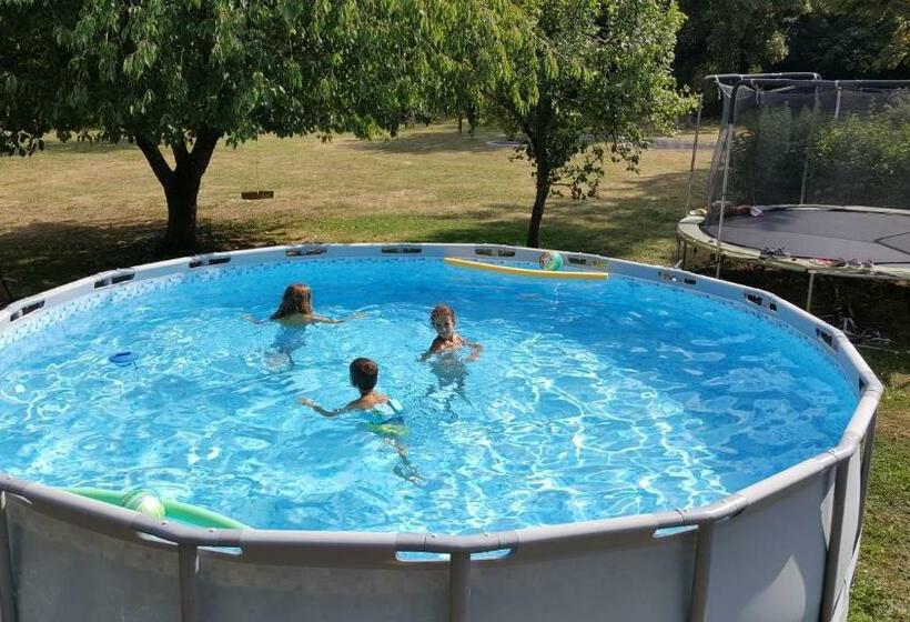 住宿加早餐  Manoir Du Bellay