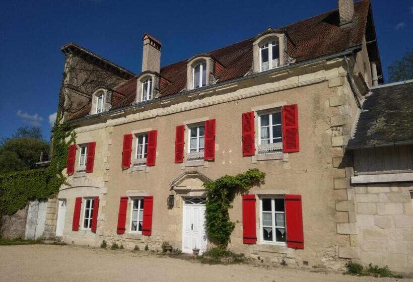 تختخواب و صبحانه Moulins De Clan