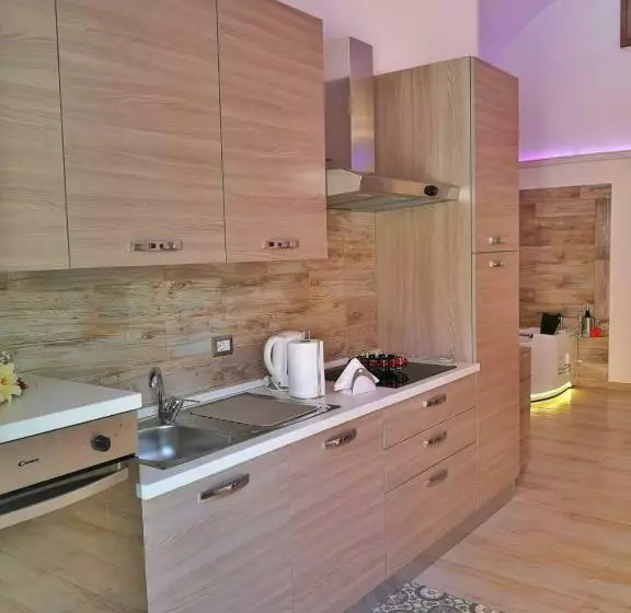 تختخواب و صبحانه Welfare Suite