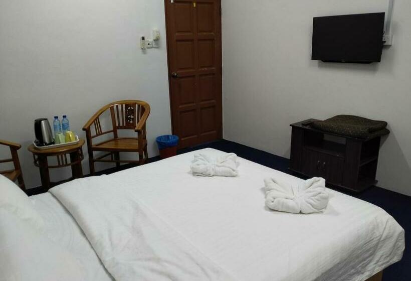 בית מלון כפרי Maidam Inn