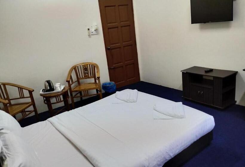 בית מלון כפרי Maidam Inn