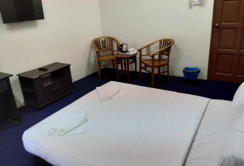 בית מלון כפרי Maidam Inn