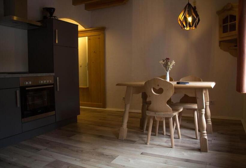 Отель Restaurant Zur Traube