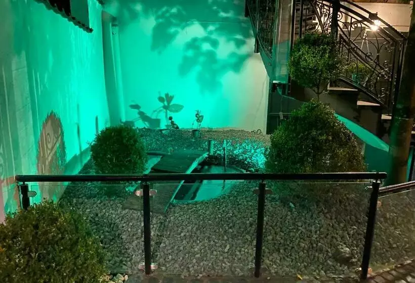 Hotelli Restaurant Zur Traube