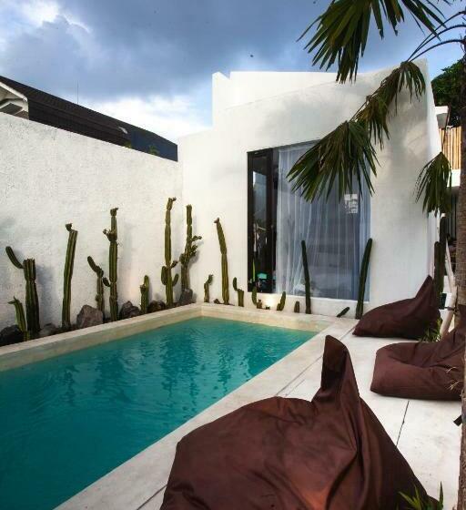 פנסיון Escotel Tempekan Guest House