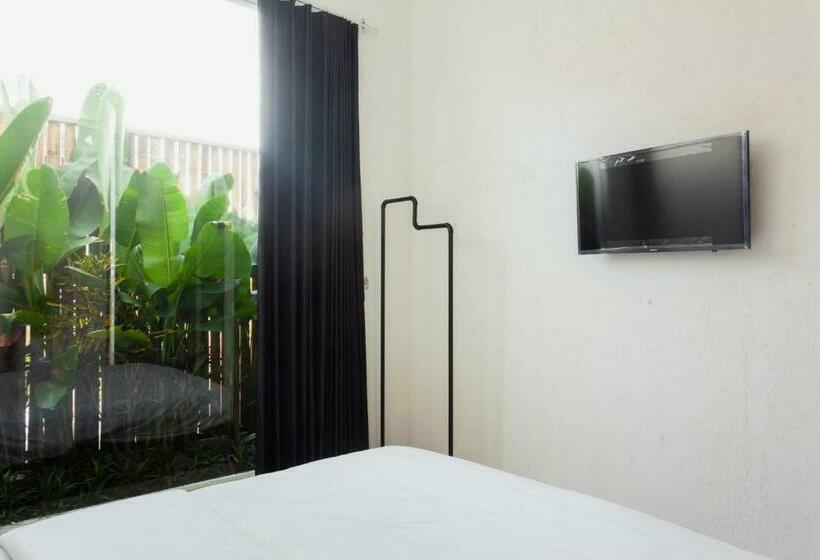 פנסיון Escotel Tempekan Guest House