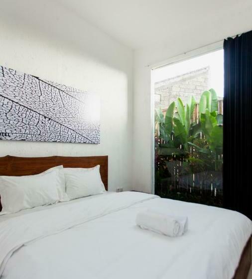 פנסיון Escotel Tempekan Guest House